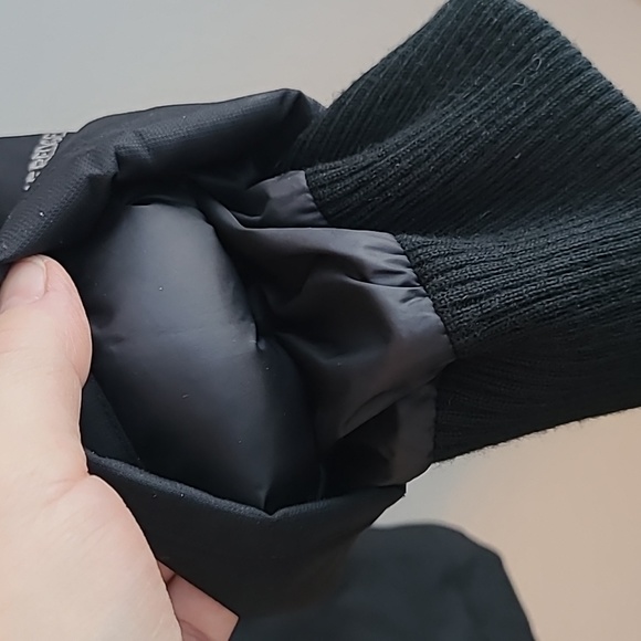 Eddie Bauer black winter parka w/faux fur trimmed hood. Women's petite large. - Picture 3 of 13